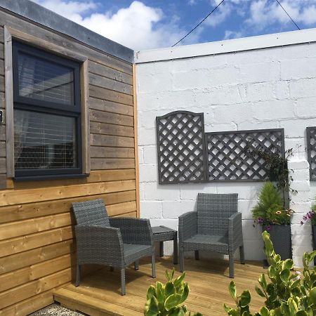 1-Bedroom Chalet With Parking On Site ルー エクステリア 写真